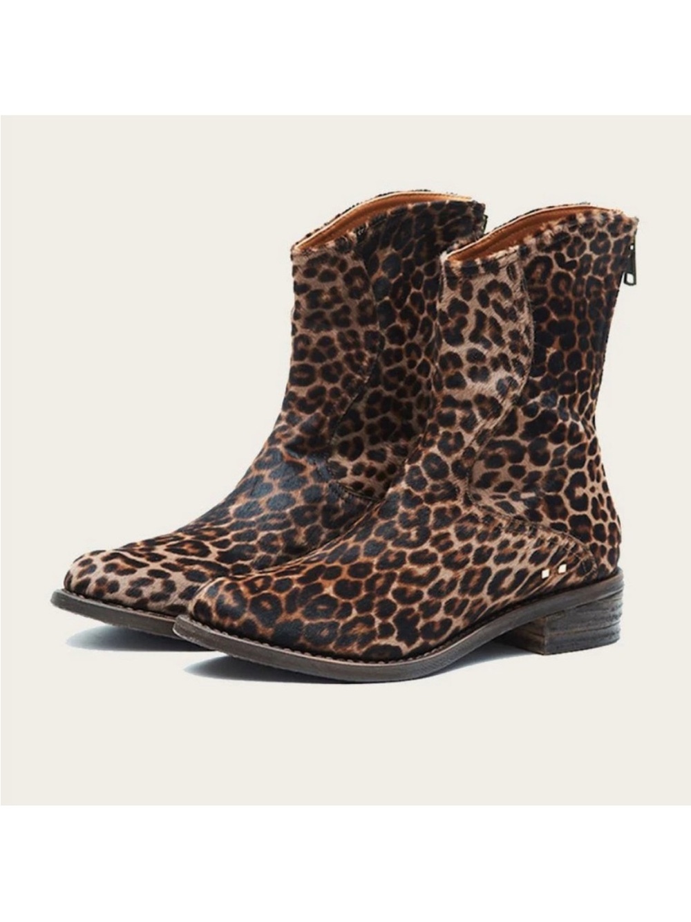 Savas The Legend Cheetah Boot size 40
8.5 or 9